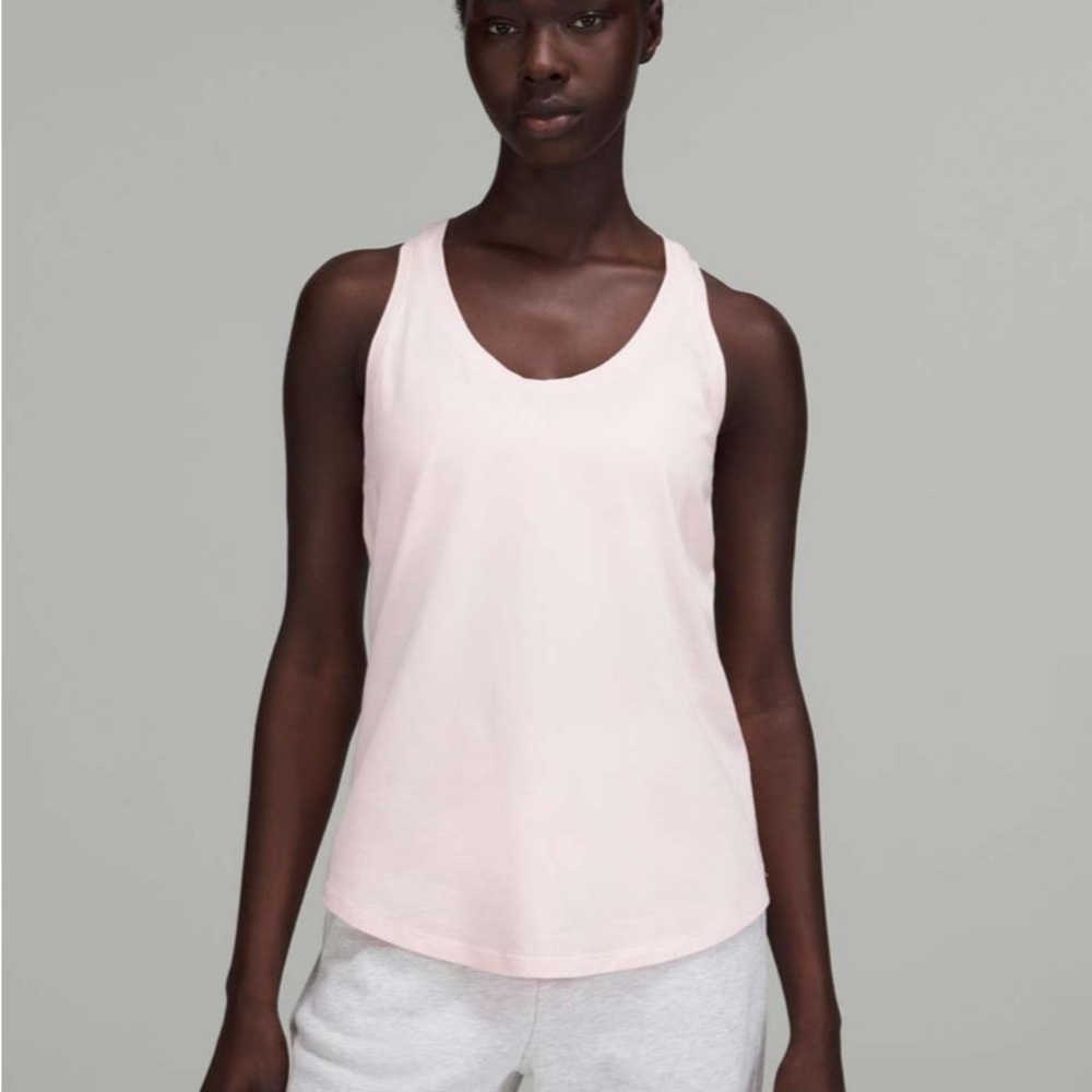 Lululemon Love Tank Top
Strawberry Milkshake *Aloha* 2
